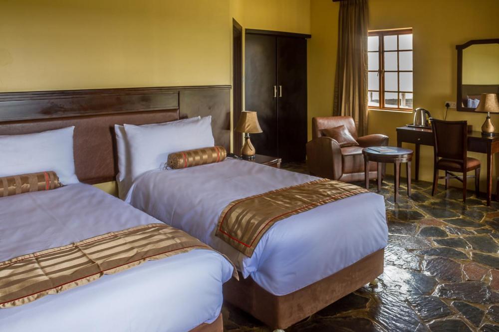 Big Valley Game Lodge Lobatse Eksteriør billede